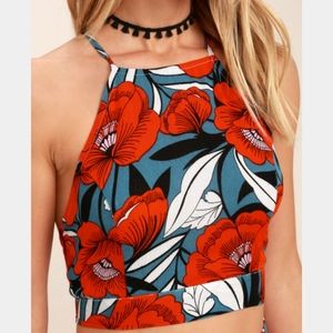 ❤️ Lulu's floral halter, open tie back crop top